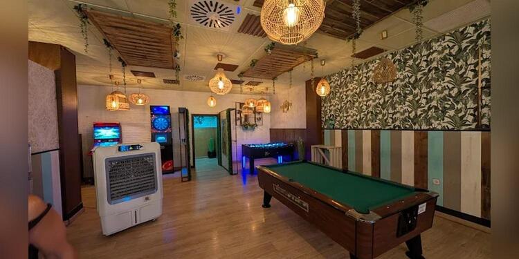 Moon terraza Sevilla Este, bar