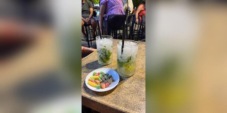 Bar Mundial Triana, bar