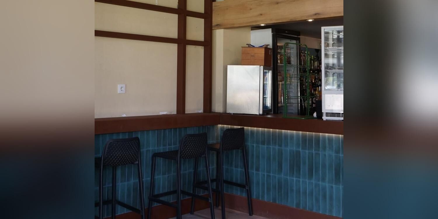 Vademecum Cafe Y Copas, bar