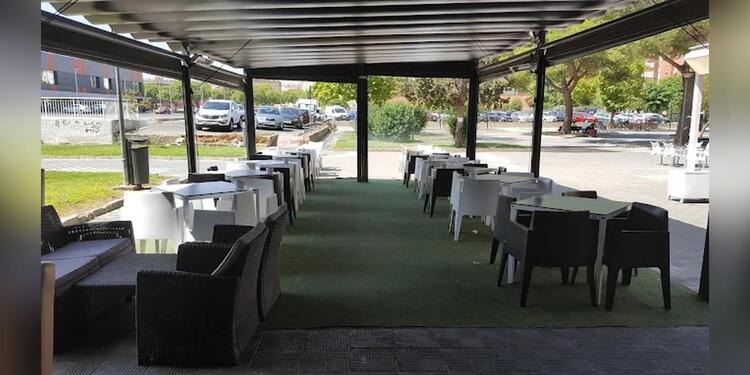 Vademecum Cafe Y Copas, bar