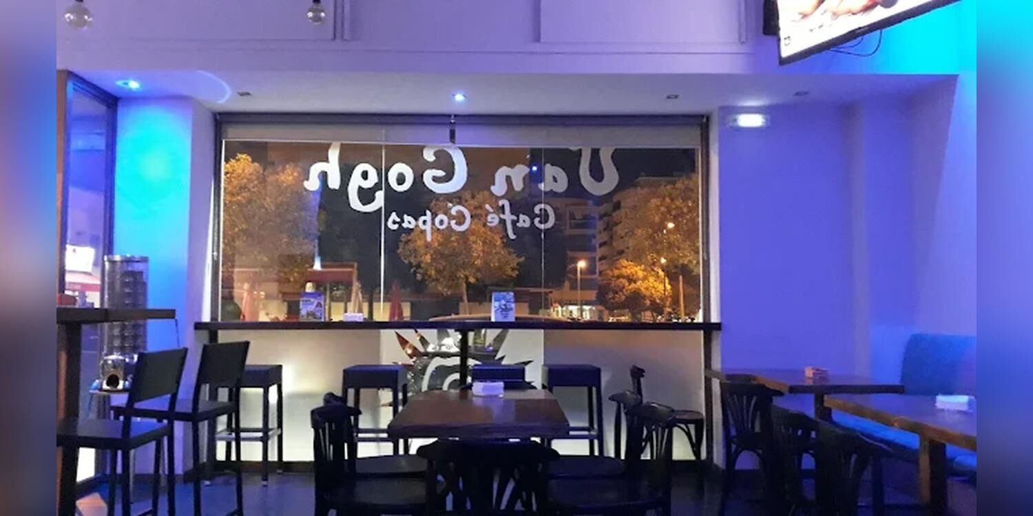 Van Gogh Café Copas, bar