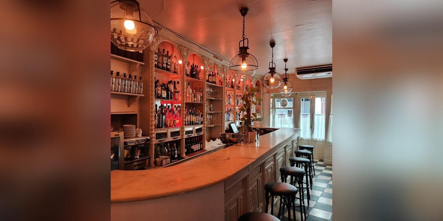 Alhucema Cafe Bar, bar