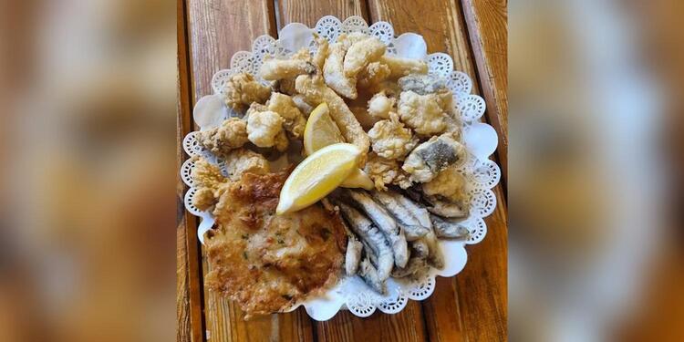 La Granada Restaurante, restaurant