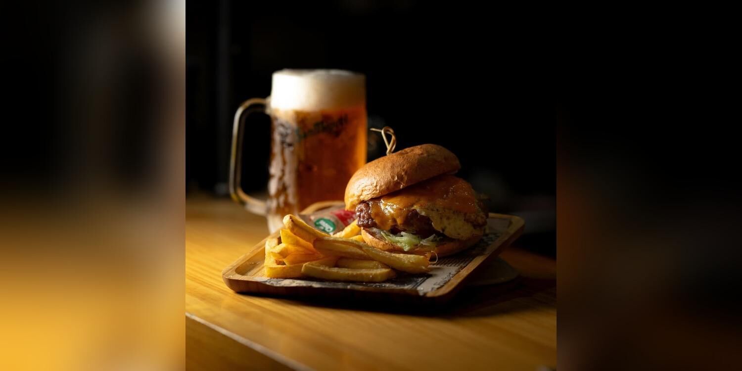 Taberna Szaciro, bar