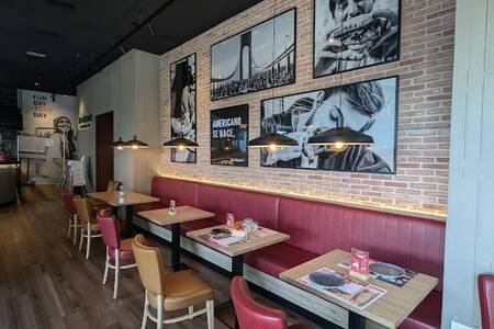 Tony Roma's Aqua, Restaurante València Camins al Grau #0