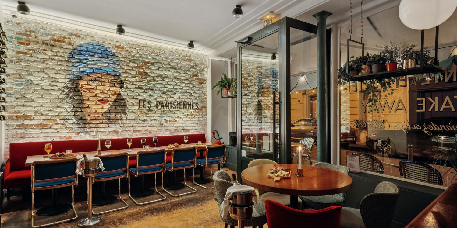 Les Parisiennes, bar
