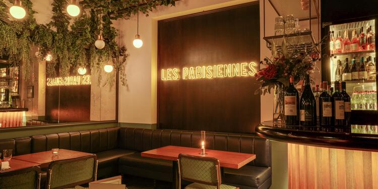 Les Parisiennes, bar