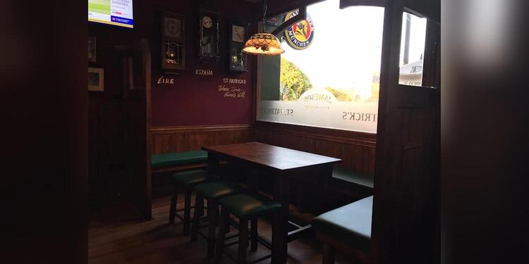 Saints and Scholars, bar