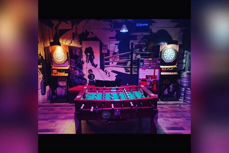 El Asesino, Bar València Ciutat de Jardi #0