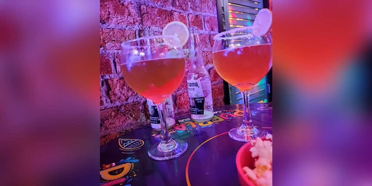 Puebla Cantina Pub, bar