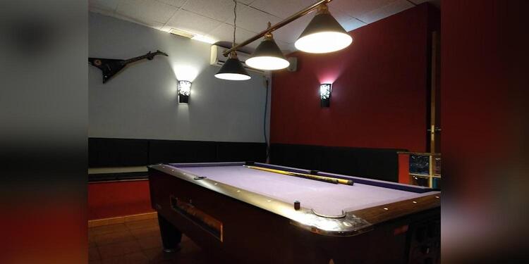 Rock N Rolla CB, bar