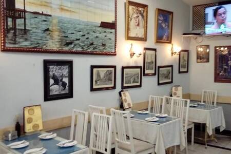 Entre Dos Hermandades, Restaurante Sevilla Casco Antiguo #0