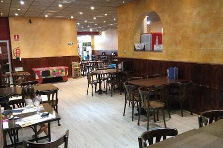 La Abadía de los Peques, Restaurante València Extramurs #0