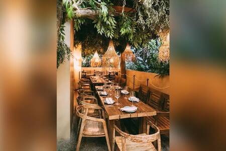 Voltereta Bali – Valencia, Restaurante València El Pla del Remei #0