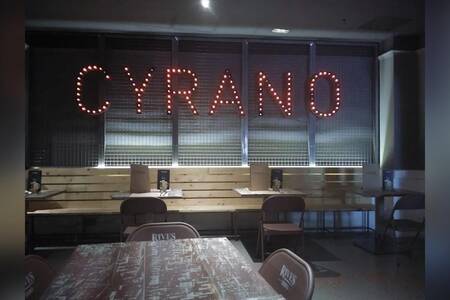 Cafè-Pub Cyrano, Bar València L'Eixample / Ruzafa #0