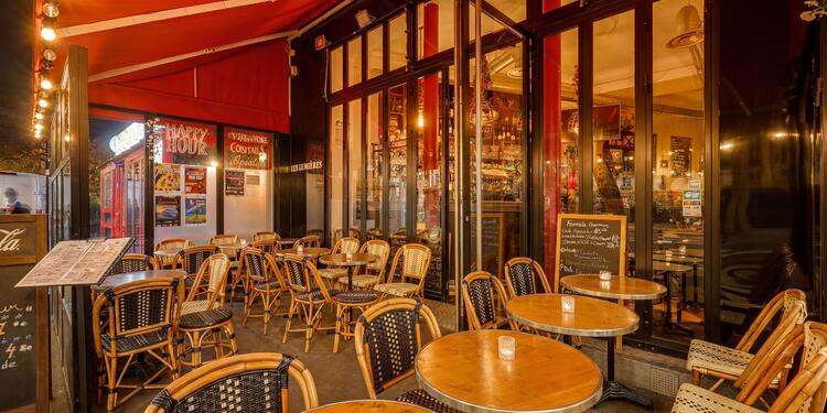 Les Lumières, bar