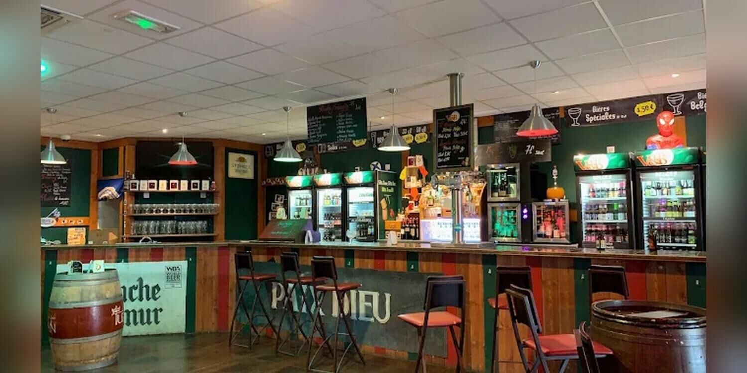 V and B Mont-de-Marsan, bar