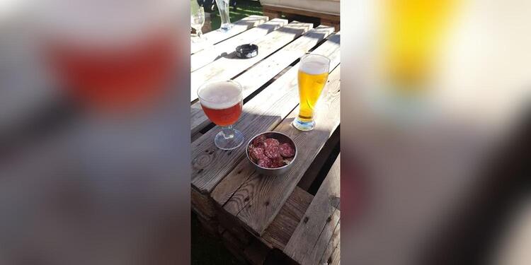 V and B Mont-de-Marsan, bar