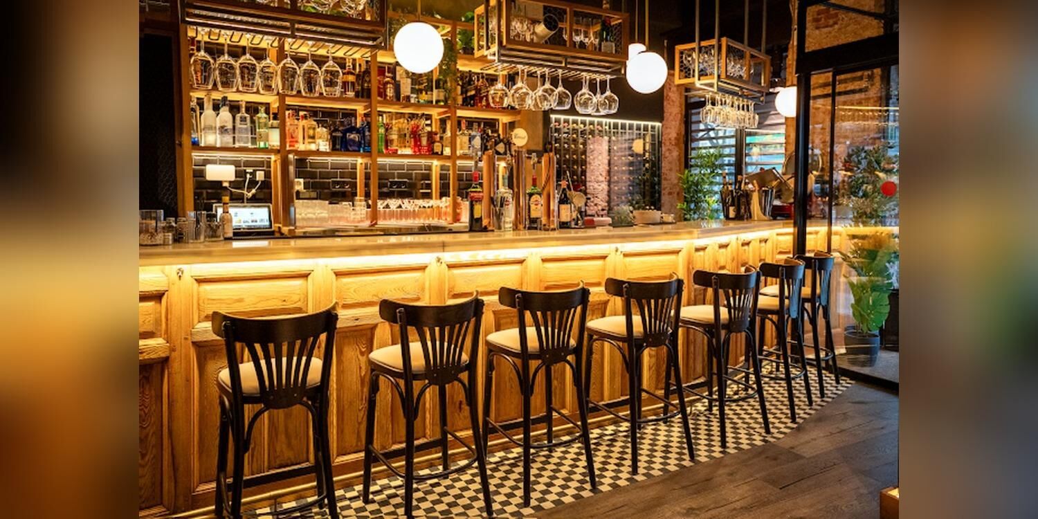 Ponciano Ponzano, bar