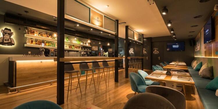 Cavanna Pozuelo, bar