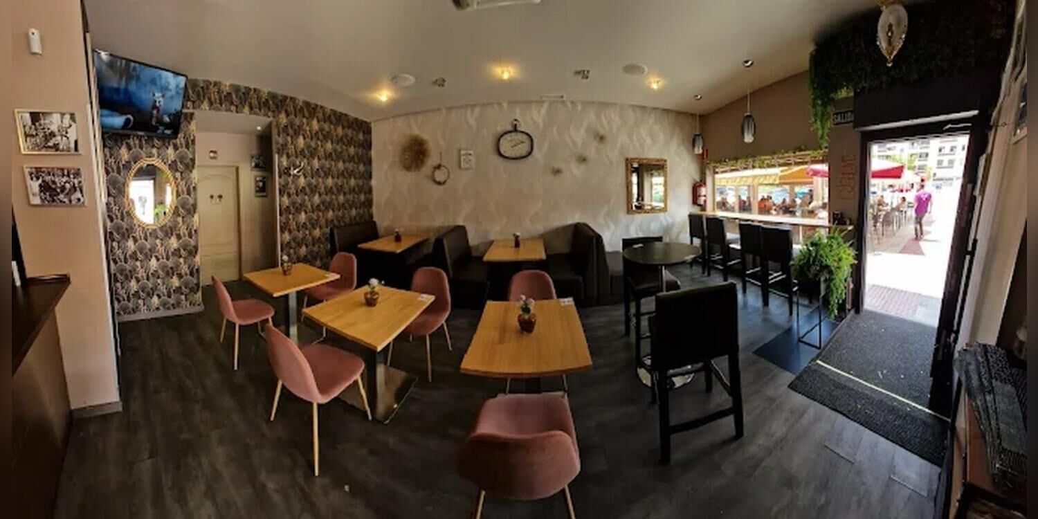 El Encanto Cocktail Bar, bar