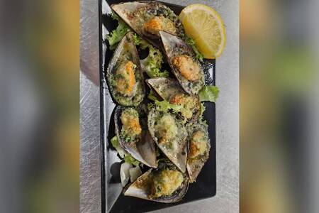 Le Petit Marseillais, Restaurant Marseille La Pointe Rouge #0