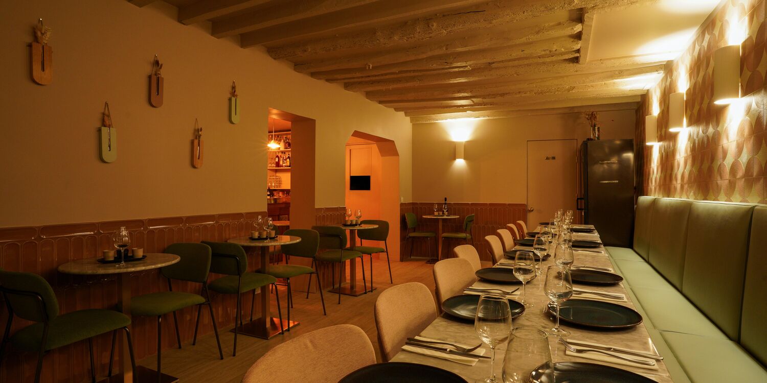 The moment (Restaurant), restaurant