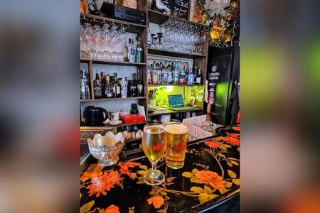 Les Furies Bergères, Bar Bordeaux Capucins - Victoire #0