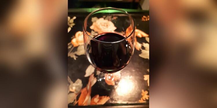 Les Furies Bergères, bar