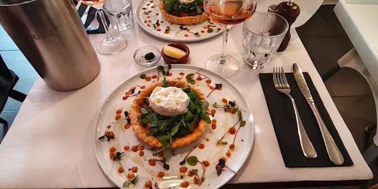 Émile Bistro, restaurant