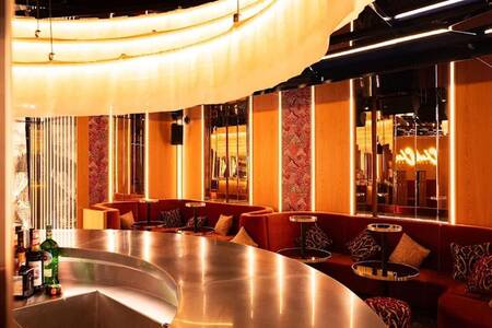 Le Chichi Paris, Bar Paris Faubourg-du-Roule #0