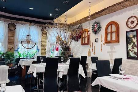 KORCHMA RODYNA, Restaurante Barcelona Sarrià-Sant Gervasi #0