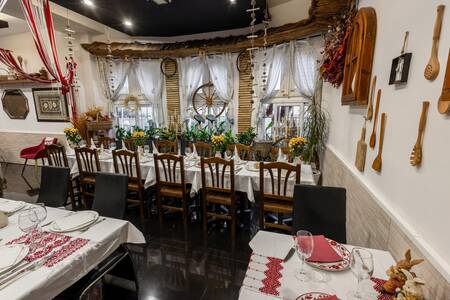 KORCHMA RODYNA, Restaurante Barcelona Sarrià-Sant Gervasi #0