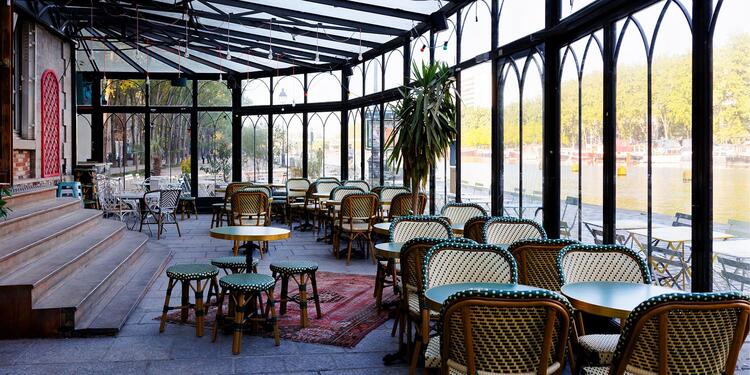 Le Pavillon des Canaux, bar