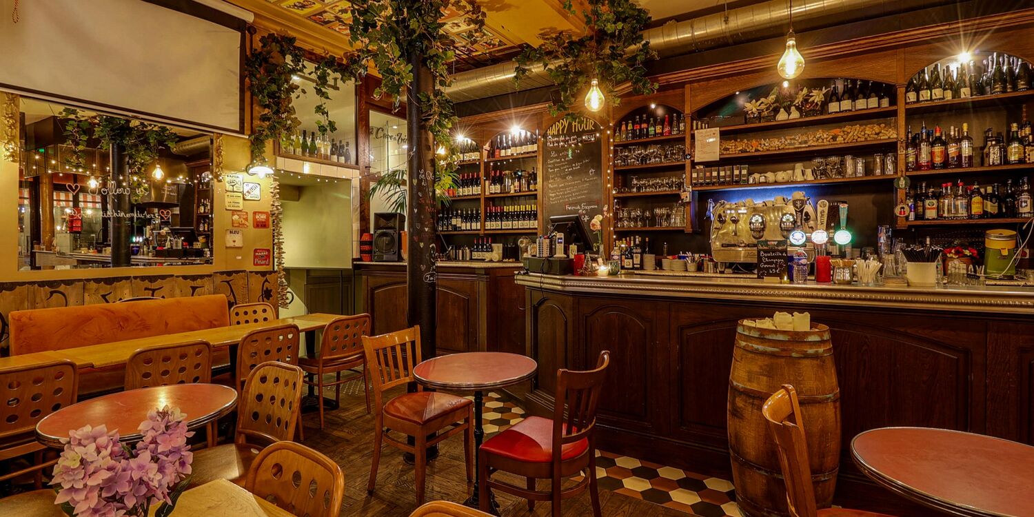 Le Petit Chinon, bar