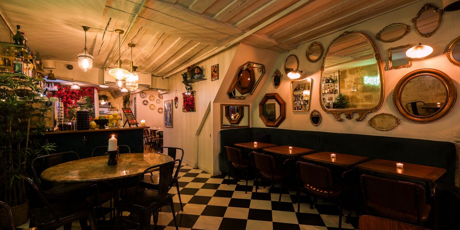 Casa Verde Montorgueil, bar