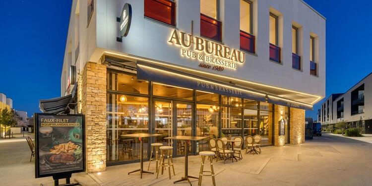 Au Bureau Tours Nord, bar