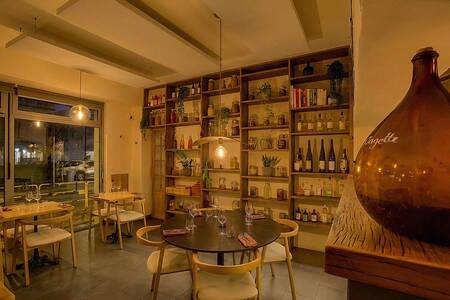 Saisons - Cave à Manger, Restaurant La Madeleine La Madeleine #0