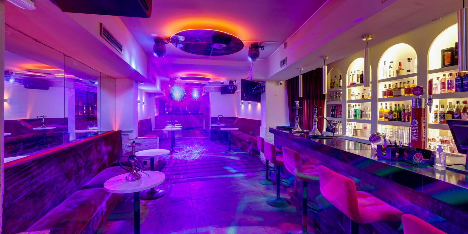 Lloreria Club, bar