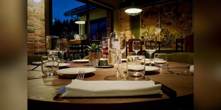 La Rose des Vents by Kyriad Prestige, restaurant