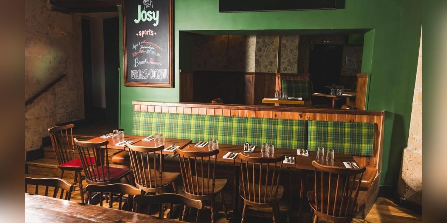 Josy Pub, bar