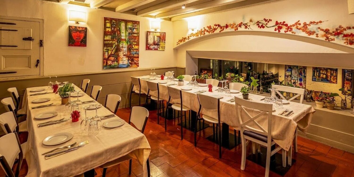 Avinyó 10, restaurant