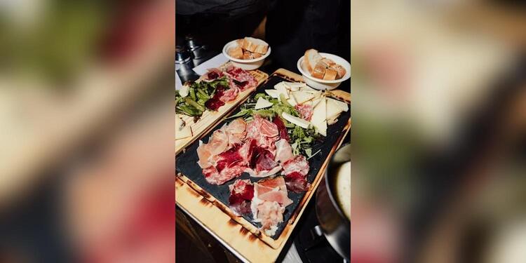 Chalet Altitude / Casa Alta, restaurant