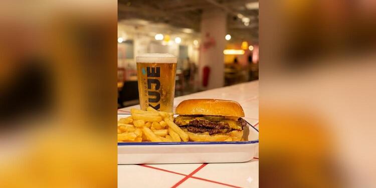 Suprem food court 57, restaurant