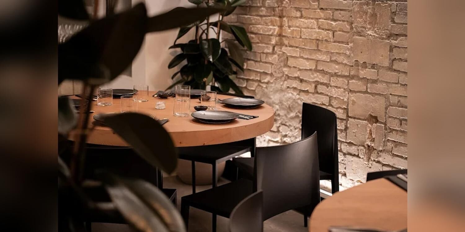 Keanu Izakaya Bar, bar