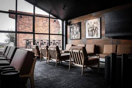 Hellcity, Bar Clisson Champ Louet #0