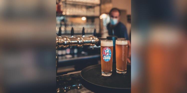 Les Sept Marches, bar