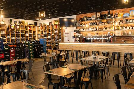 L'Usine à Bières Granville, Bar Granville  #0