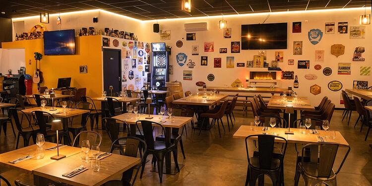 L'Usine à Bières Granville, bar