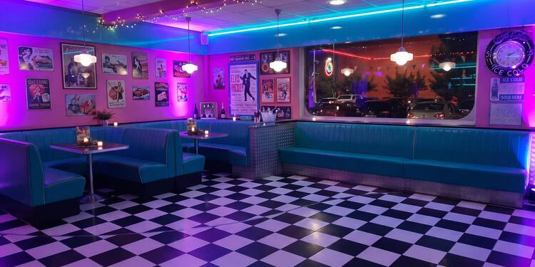 Tommy's Diner, restaurant